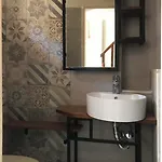 Psamathous Guest house