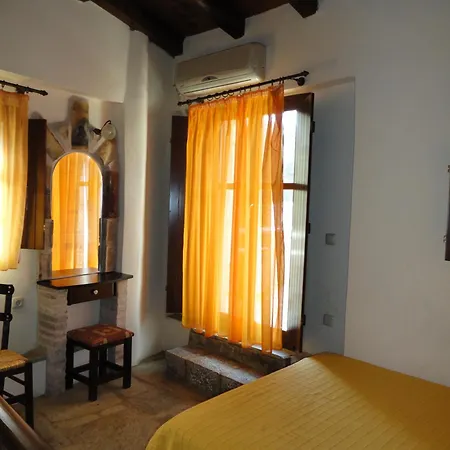 בית הארחה Psamathous