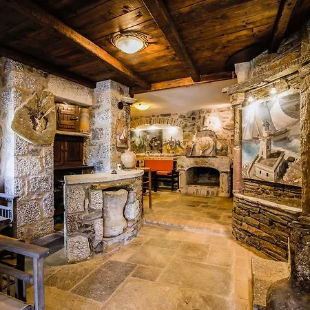 Psamathous Guest house
