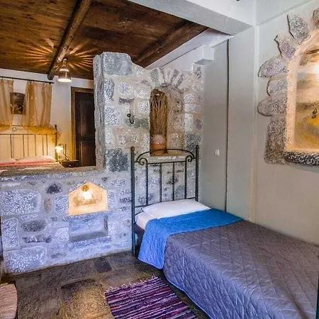 בית הארחה Psamathous 3*